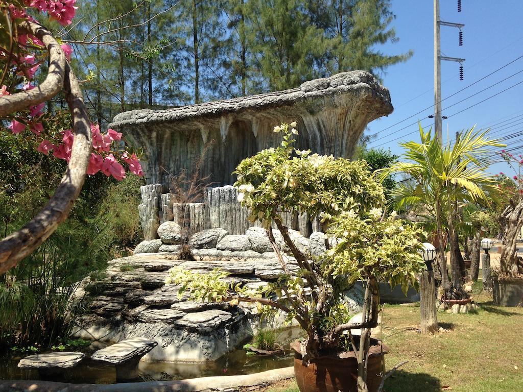 Airport Phuket Garden Resort Таланг Экстерьер фото