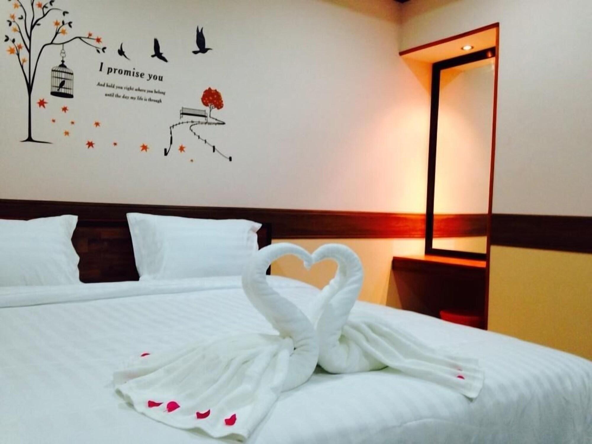 Airport Phuket Garden Resort Таланг Экстерьер фото