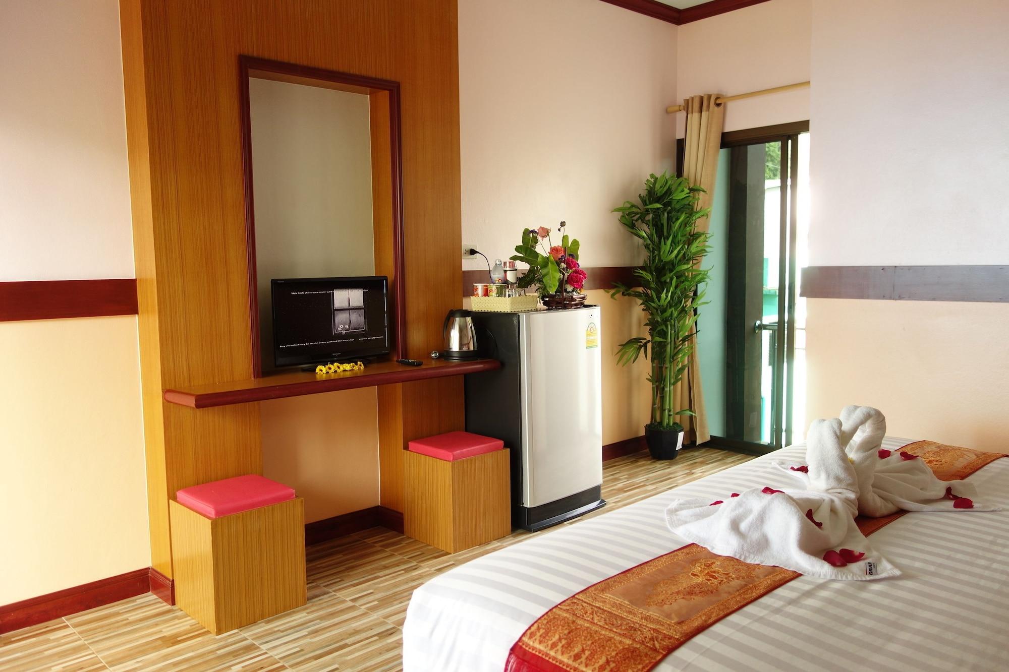 Airport Phuket Garden Resort Таланг Экстерьер фото